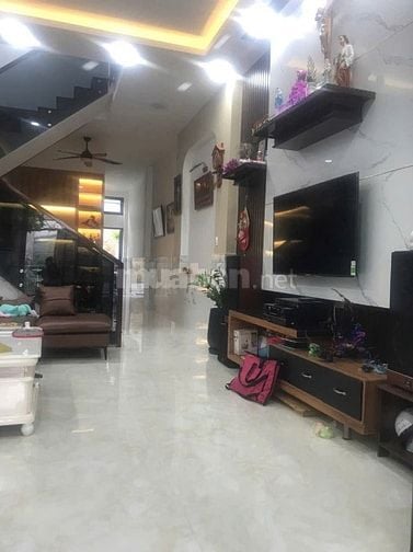 HM LÊ VĂN KHƯƠNG - DT 4.5 X 24 - 2 TẦNG 4PN - GIÁ 4.990 TỶ TL.