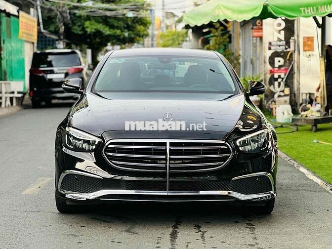 Mercedes-Benz E 200 Exclusive 2021 Đen Tự động
