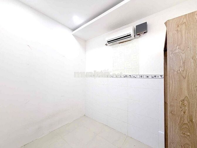 🔥Căn Hộ 2Ph Ngủ Ban Công Thang Máy Nằm Ngay ĐH : Hutech , GTVT , ….