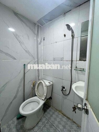 Cho thuê nhà nguyên căn Hẻm 1283 htp quận 7