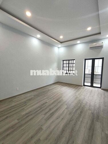 Cho Thuê nhà 2 Mặt tiền, 1 Trệt 1 Lầu Đúc, đường Nguyễn Văn Giai Q1