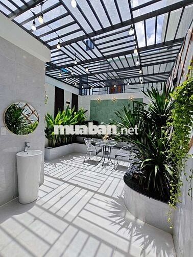 Nhà mới xây gần BV Quận 12, 4mx20m, 1 trệt 3 lầu,gara xe hơi