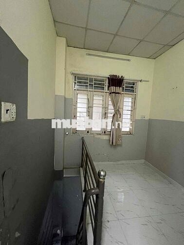 Cho thuê nhà nguyên căn Hẻm 1283 htp quận 7
