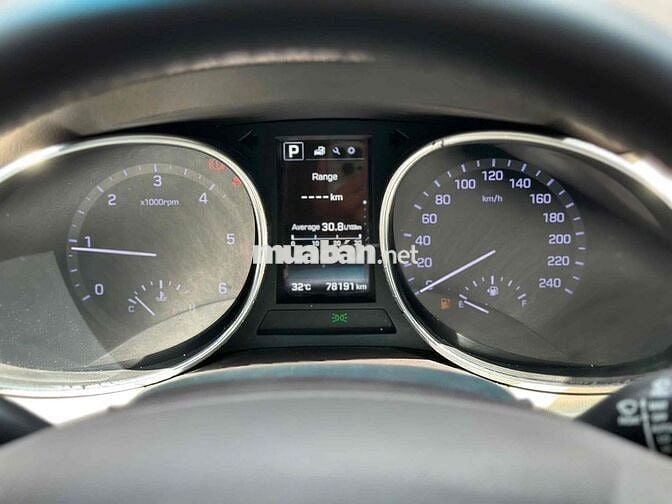 Hyundai Santafe 2018 2 cầu Bản Full Trắng