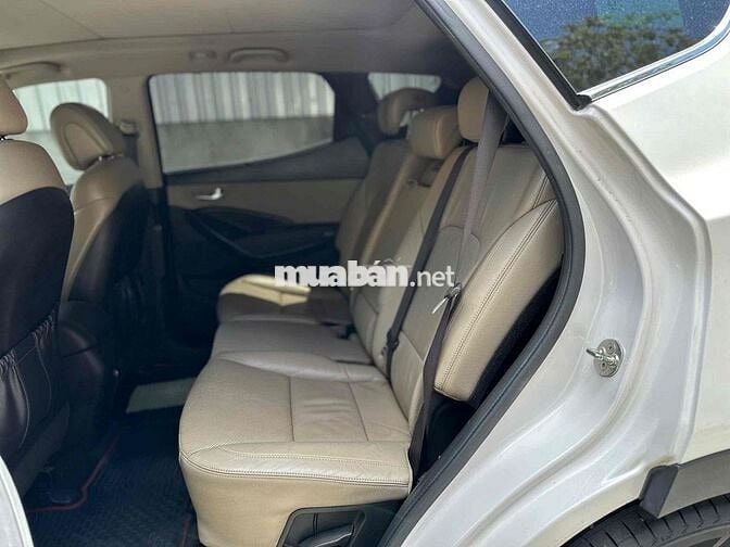 Hyundai Santafe 2018 2 cầu Bản Full Trắng