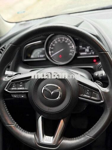 Mazda Mazda 2 Luxubu 2020 Trắng Tự động 61.000 Km