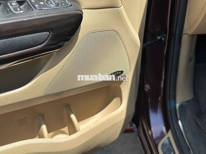 Kia Sedona Bản Full máy dầu 2018 đỏ