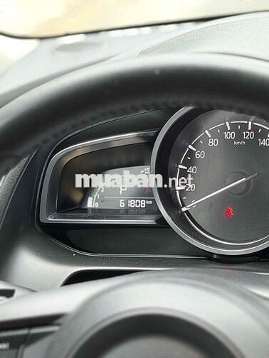 Mazda Mazda 2 Luxubu 2020 Trắng Tự động 61.000 Km