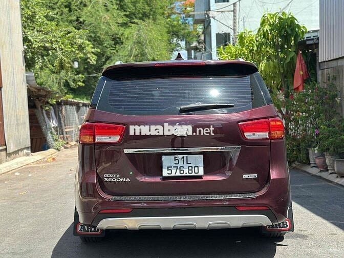 Kia Sedona Bản Full máy dầu 2018 đỏ
