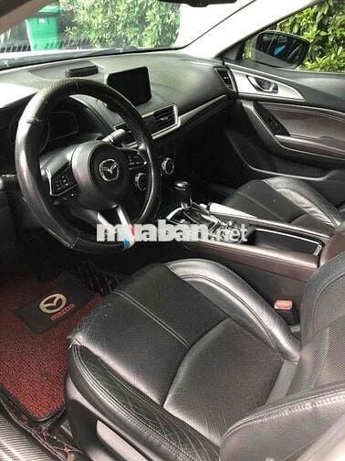 Mazda 3 2018 Trắng 90.000km chính chủ