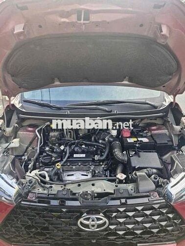 Toyota Veloz Top 2022 Đỏ 7 chỗ