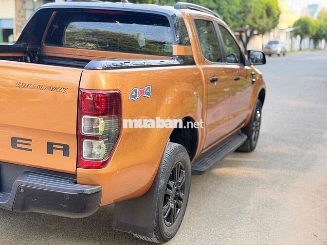 Ford Ranger Wildtrak Biturbo 2021 Cam 2 vạn km/năm