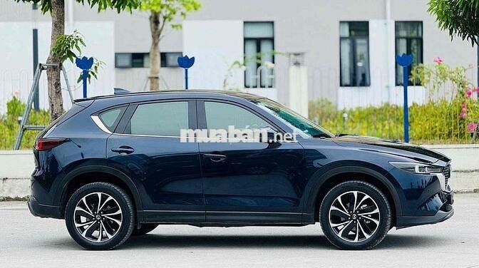 Mazda CX5 2025 Deluxe Xanh Cavasine 3 vạn km