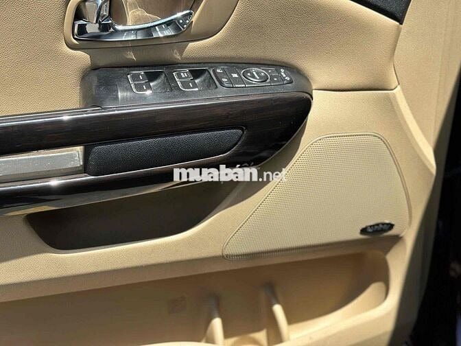 Kia Sedona Bản Full máy dầu 2018 đỏ