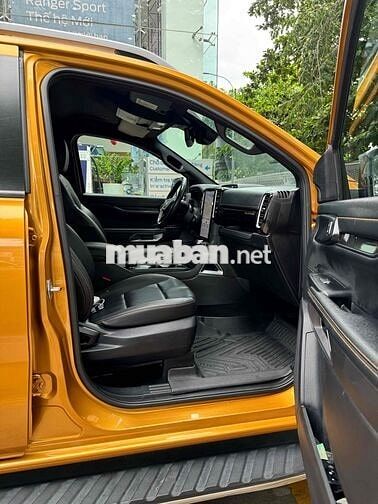 Ford Ranger Wildtrak 2023 Vàng 46000 km