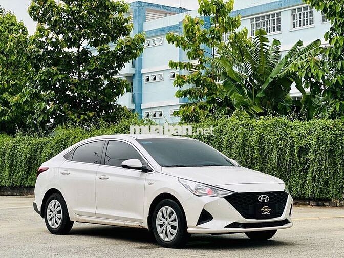 Hyundai Accent 2023 1.4 MT Base Trắng 45.000 km
