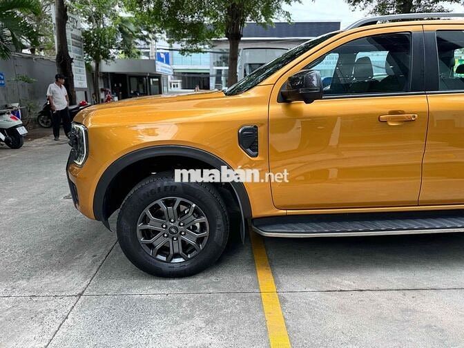 Ford Ranger Wildtrak 2023 Vàng 46000 km
