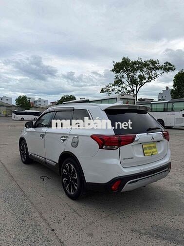 Mitsubishi Outlander 2.0 Premium 2021