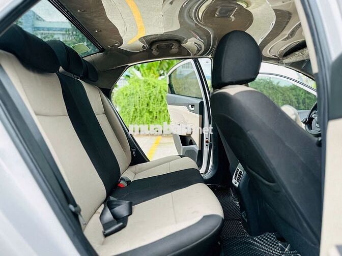 Hyundai Accent 2023 1.4 MT Base Trắng 45.000 km