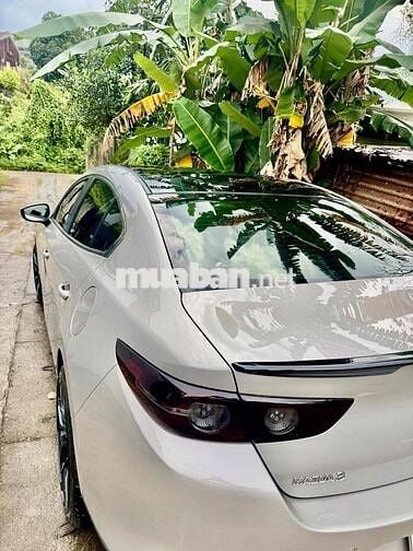 Mazda Mazda 3 2025 vàng ánh kim