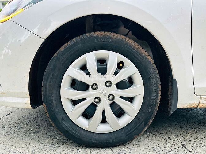 Hyundai Accent 2023 1.4 MT Base Trắng 45.000 km
