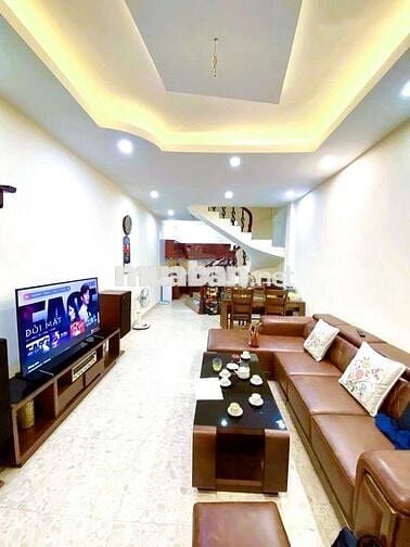 Bán Nhà Hoàng Quốc Việt, Cầu Giấy, Dân xây, ô tô gần, 50m2, 10 tỷ