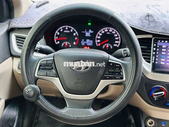 Hyundai Accent 2023 1.4 MT Base Trắng 45.000 km