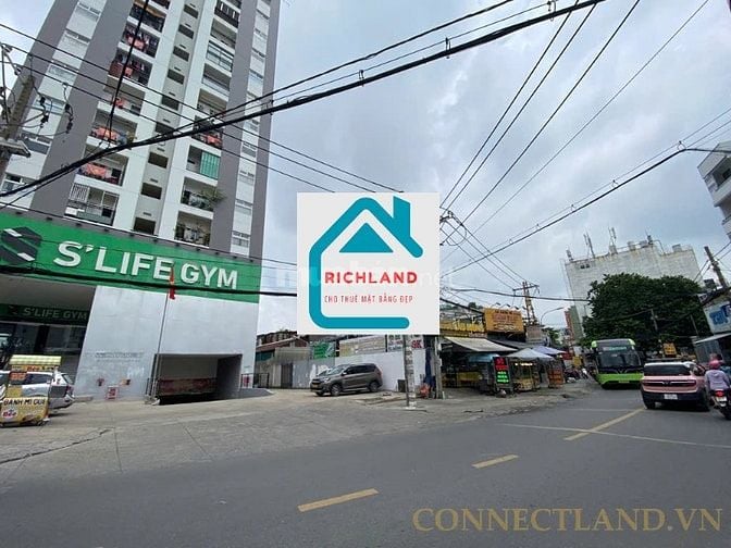 Cho thuê lầu 1 TTTM CC Gia Phát, góc 2 MT 435 Lê Đức Thọ, Gò Vấp