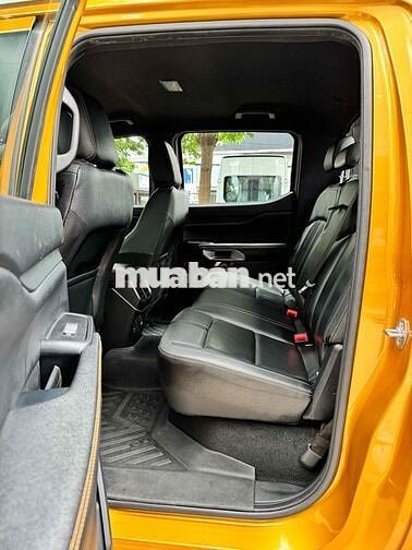 Ford Ranger Wildtrak 2023 Vàng 46000 km