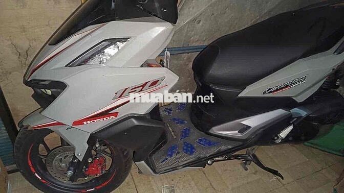 Honda Vario 160 Xám 2024