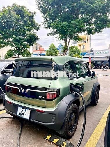 VinFast VF3 Xanh rêu 12000 km như mới