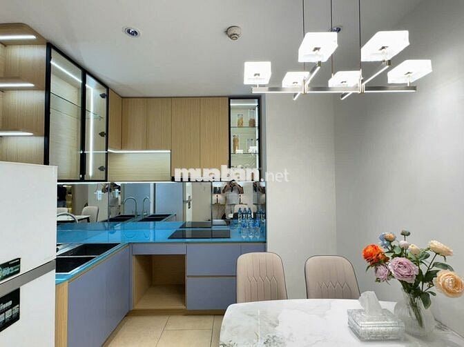 Bán căn hộ chung cư 319 Lý Thường Kiệt, quận 11