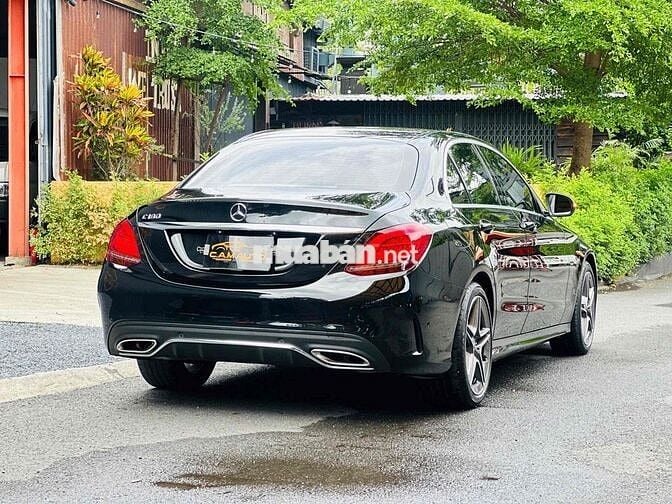 Mercedes-Benz C180 AMG 2020 Đen 44.000km