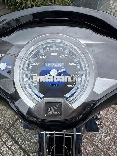 Honda Future 2023 Xanh 5000 km trùm mền