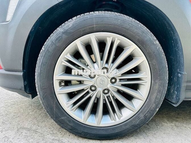 Hyundai Kona 2021 2.0 Tiêu Chuẩn 58000 km Đỏ