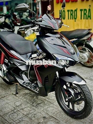 Honda Air Blade 2018 10 năm kỷ niệm Đen