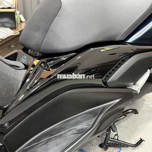 Yamaha X-max 300 2023 BSTP