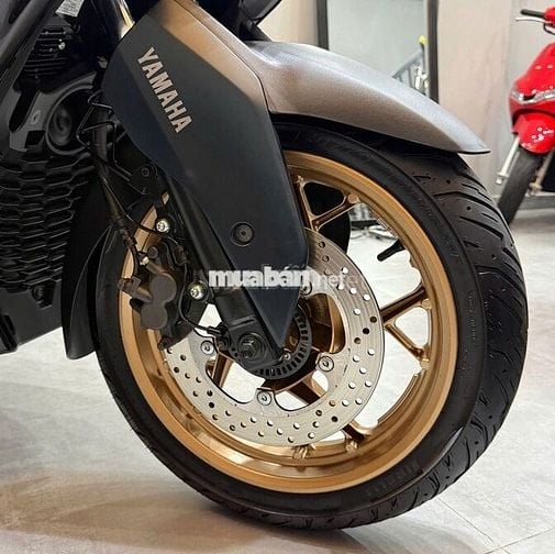 Yamaha X-max 300 2023 BSTP
