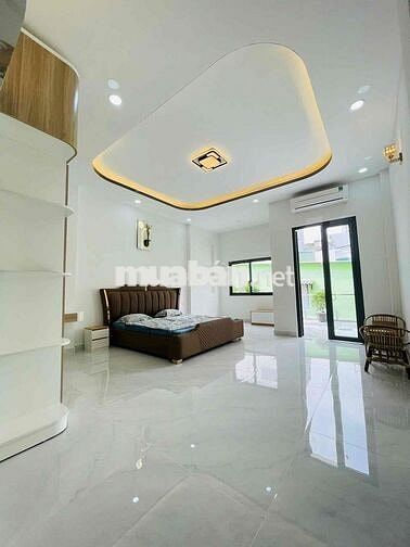 NHÀ ĐẸP MỚI – TRUNG  TÂM QUẬN 7 - Đi Bộ Đến Crescent Mall , Hồ Bá Nguy