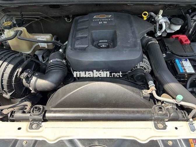 Chevrolet Trailblazer LT Trắng 7 chỗ Số tự động