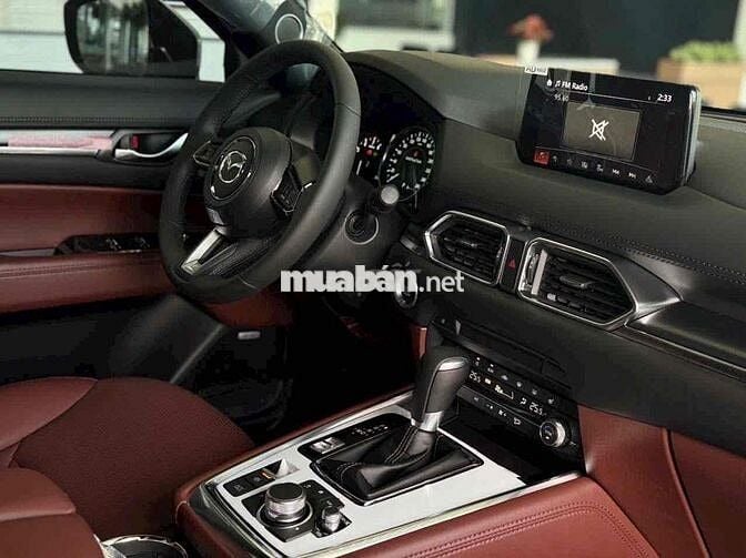 Mazda CX-8 Tặng Bảo hiểm vật chất, giảm giá sâu