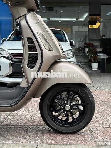 Piaggio Vespa GTS 150 TFT 2022 Nâu đồng đồ chơi