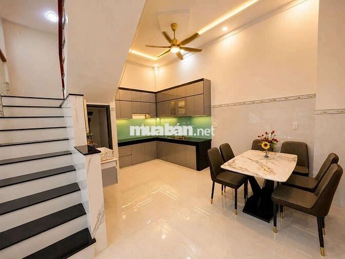 Bán nhà mặt tiền kinh doanh gần chợ phường Tân Phong, Biên Hòa 