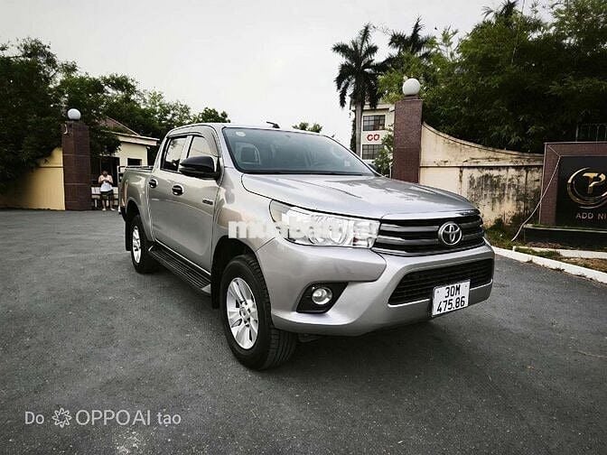 Toyota Hilux Bạc 5 chỗ 145.229 km