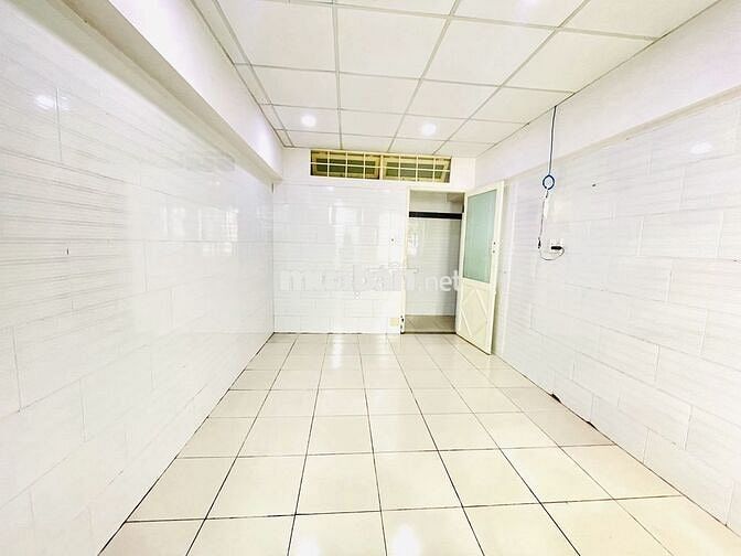 PHÒNG TÁCH BẾP SẠCH ĐẸP - AN NINH GẦN HUB