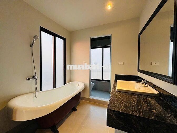 TÒA NHÀ MỚI – CĂN HỘ 1PN CAO CẤP NGAY TRUNG TÂM THÀNH PHỐ