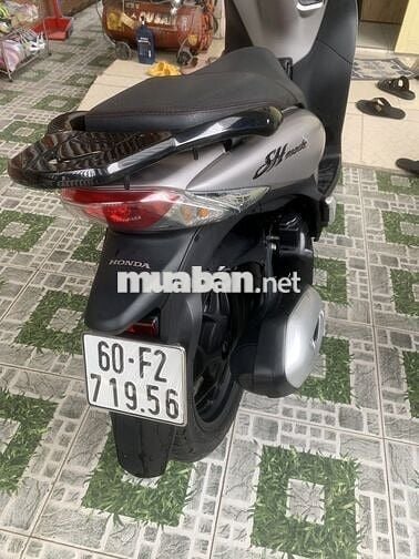 Honda SH Mode 2017 Xám Dưới 5.000 km
