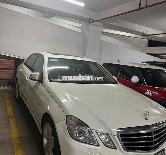 khong di can ban Mercedes-Benz E-Class Trắng 2012