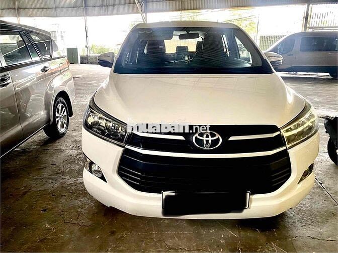 Toyota Innova 2018 Trắng