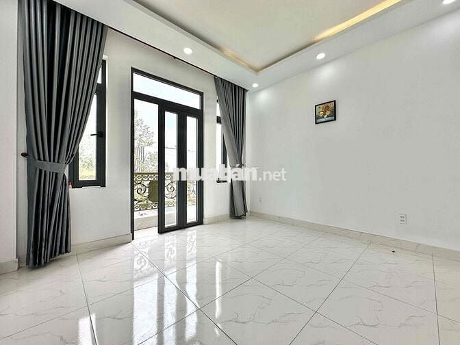 Cho Thuê Trọ Mới Xây Ban Công Thoáng Gần Cao Đẳng Y Dược